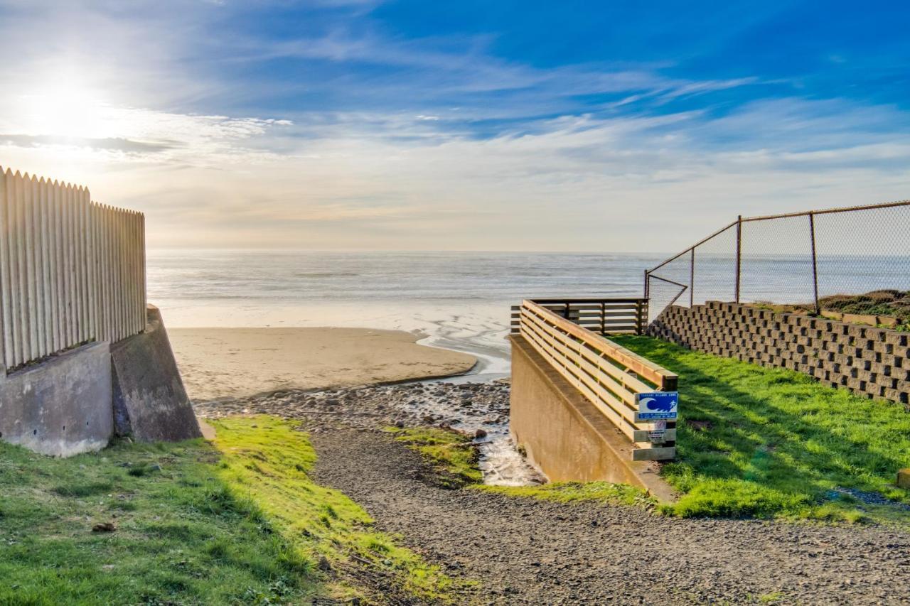 Sea Breeze Villa Lincoln City Buitenkant foto