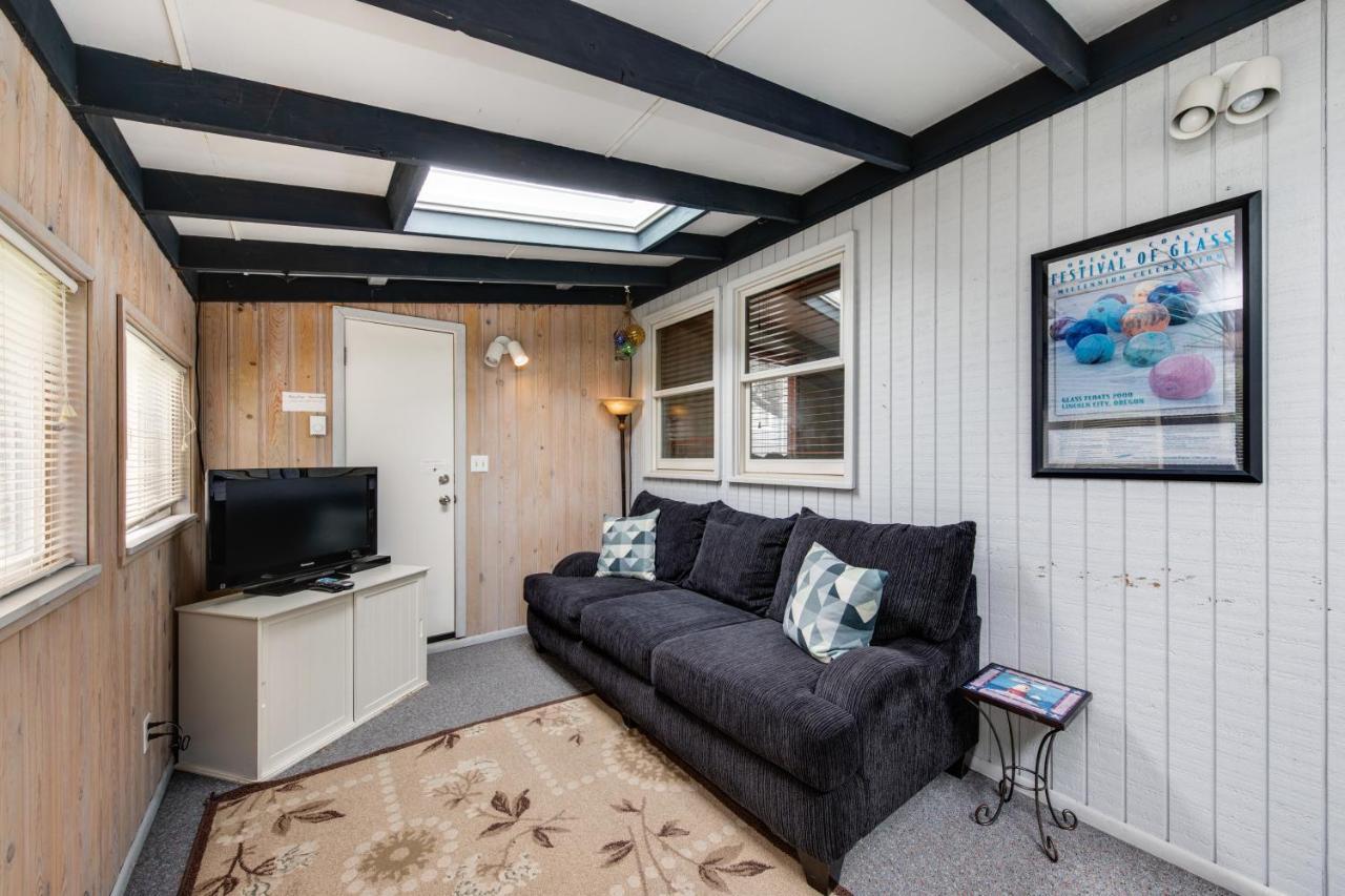 Sea Breeze Villa Lincoln City Buitenkant foto